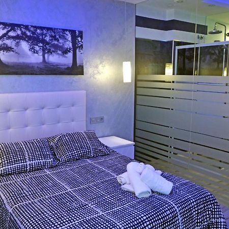 Conil Red-Black Apartment كونيل ذي لا فرونتيرا المظهر الخارجي الصورة
