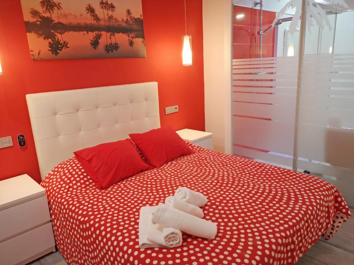 Conil Red-Black Apartment كونيل ذي لا فرونتيرا المظهر الخارجي الصورة